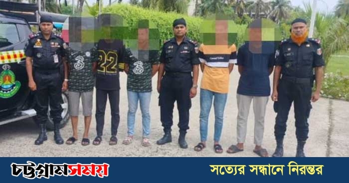 চট্টগ্রামে কিশোর গ্যাংয়ের ৫ সদস্য গ্রেপ্তার