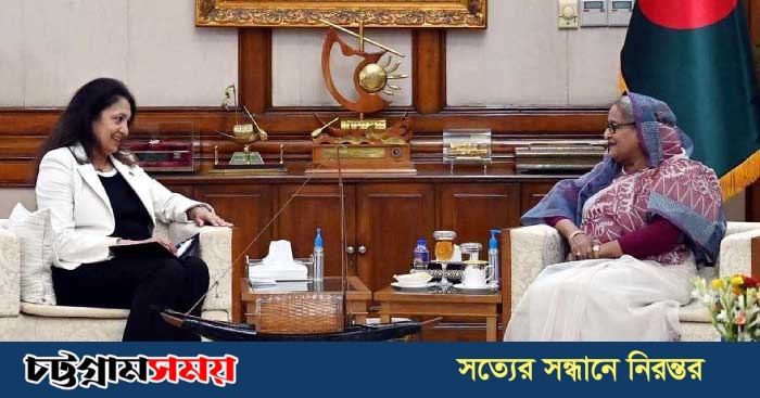 প্রধানমন্ত্রীর সঙ্গে উজরা জেয়ার সৌজন্য সাক্ষাৎ
