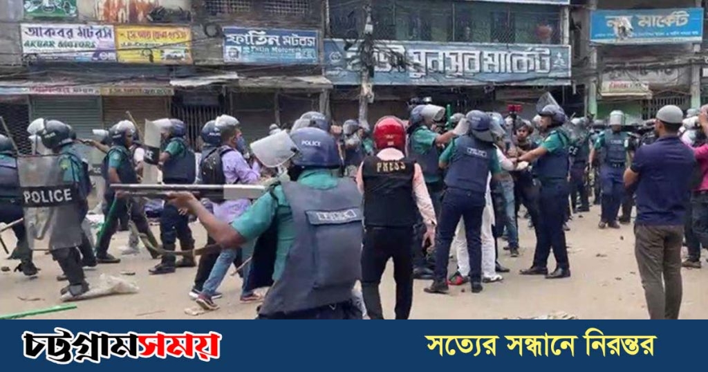রাজধানীতে বিএনপি ও পুলিশের সংঘর্ষ চলছে