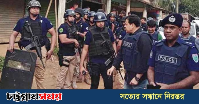 কুলাউড়ায় জঙ্গি আস্তানা থেকে আটক ১০