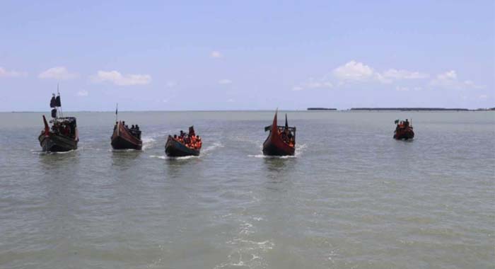 আরাকান আর্মির হাত থেকে মুক্ত ৫৫ বাংলাদেশি জেলে