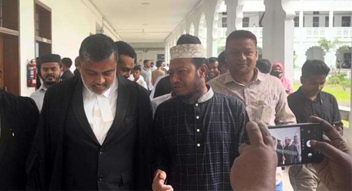 জামায়াত এমপি আমির হামজার আগাম জামিন